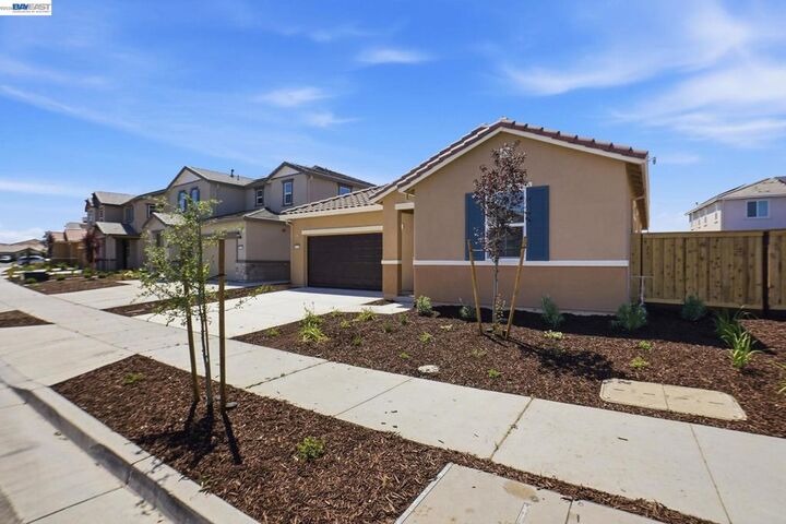 Property Photo: 16047 Pirates Cove Ln CA 95330