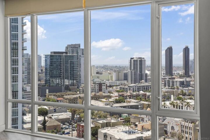 Property Photo:  1080 Park Blvd. 1602  CA 92101 