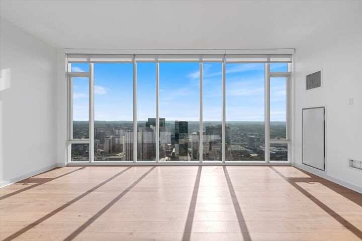 Property Photo: 515 Church St 4209 TN 37219