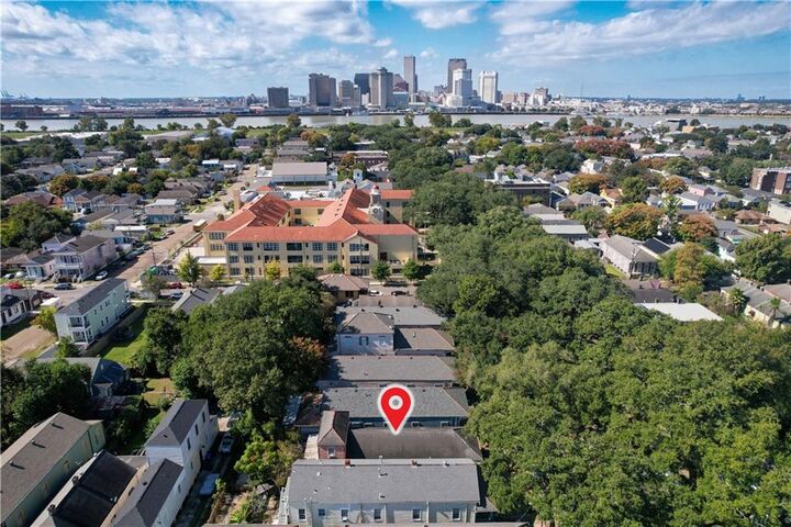 Property Photo:  831 Opelousas Avenue  LA 70114 