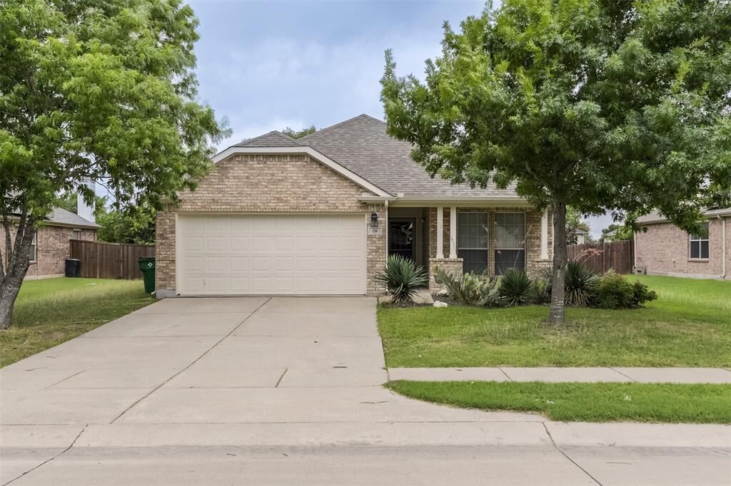 Property Photo:  116 Bison Meadow Drive  TX 75165 