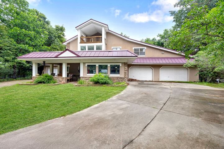 Property Photo:  8214 Robin Lane  AR 72756 