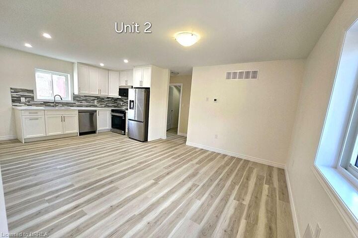 Property Photo: 289 Chatham Street B ON N3S 6G3