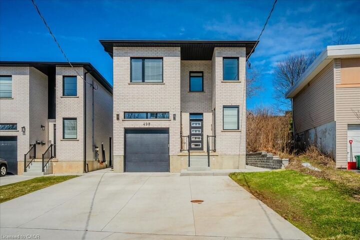 498 Karn Street — photo 1