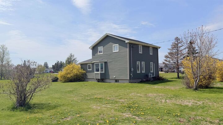 Property Photo:  4 Kinsman Road  PE C0B 1T0 