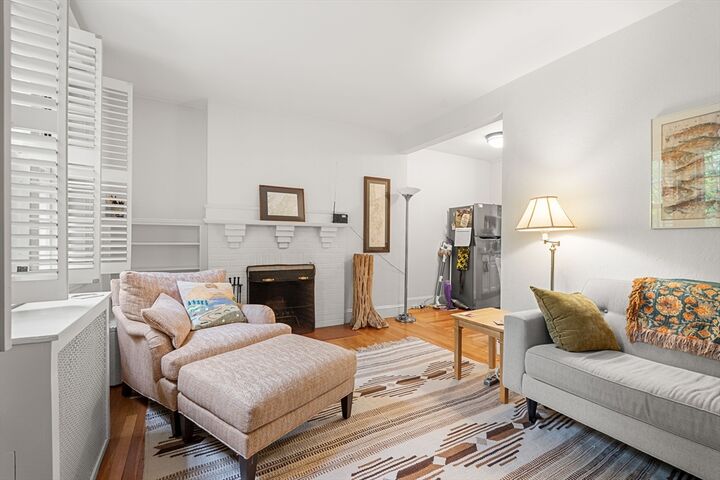 Property Photo:  4 Washington Ave 9  MA 02140 