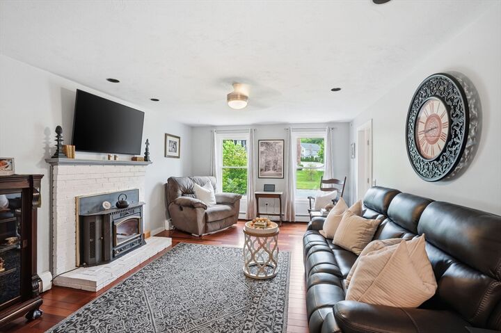 Property Photo: 19 Debbie Ln MA 01757