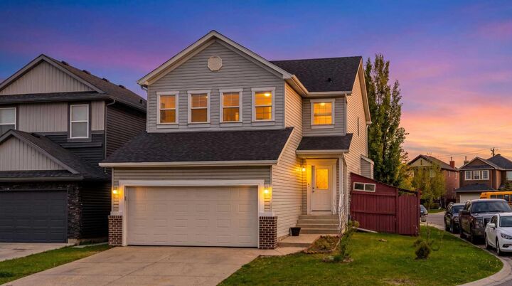 Property Photo:  286 Marthas Manor NE  AB T3J 4Y6 