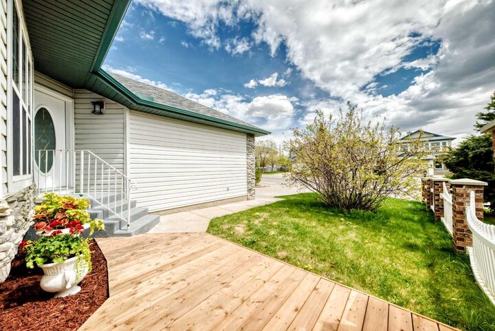 Property Photo: 12634 Coventry Hills Way NE AB T3K 4R8