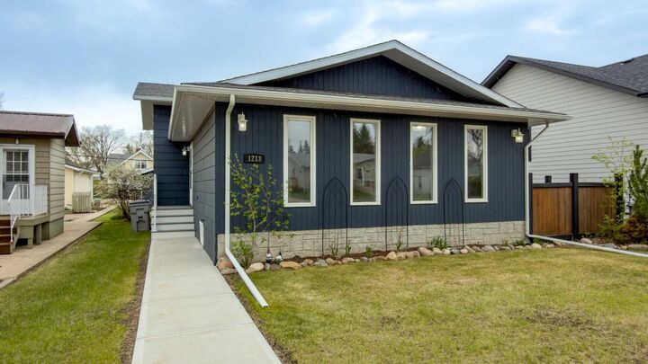 1213 4 Avenue — photo 1