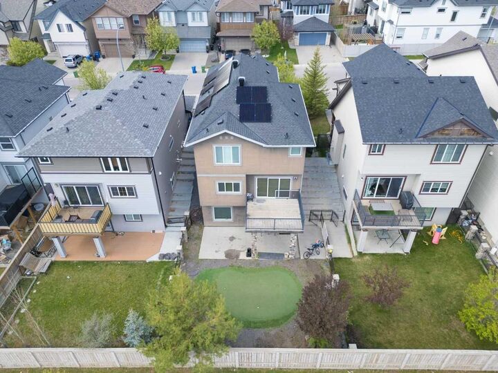 Property Photo:  21 Evansview Manor NW  AB T3P 0J7 