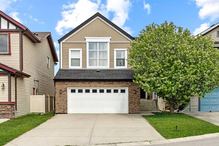 Property Photo: 137 Copperleaf Bay SE AB T2Z 0J2