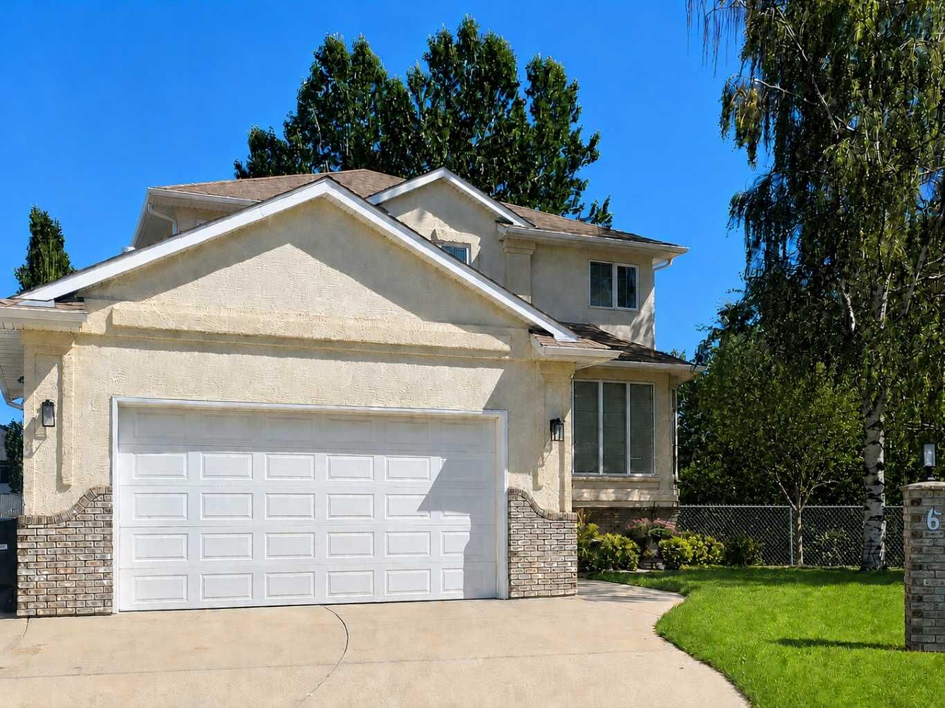 Property Photo: 6 Cambria Place AB T1P 1L9