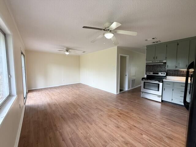 Property Photo:  1107 Spruce  LA 71446 