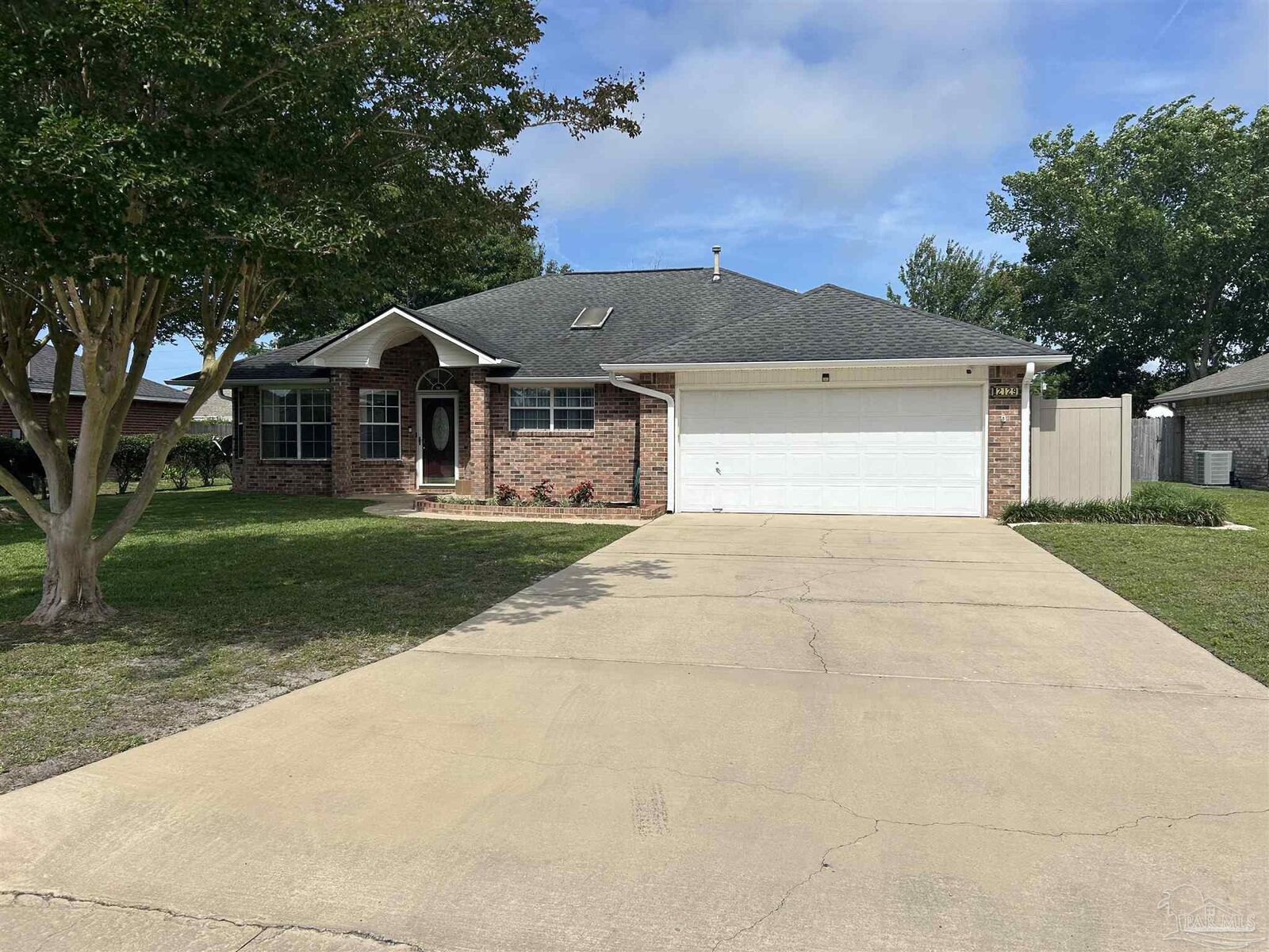 Property Photo: 2129 Coral Creek Dr FL 32506