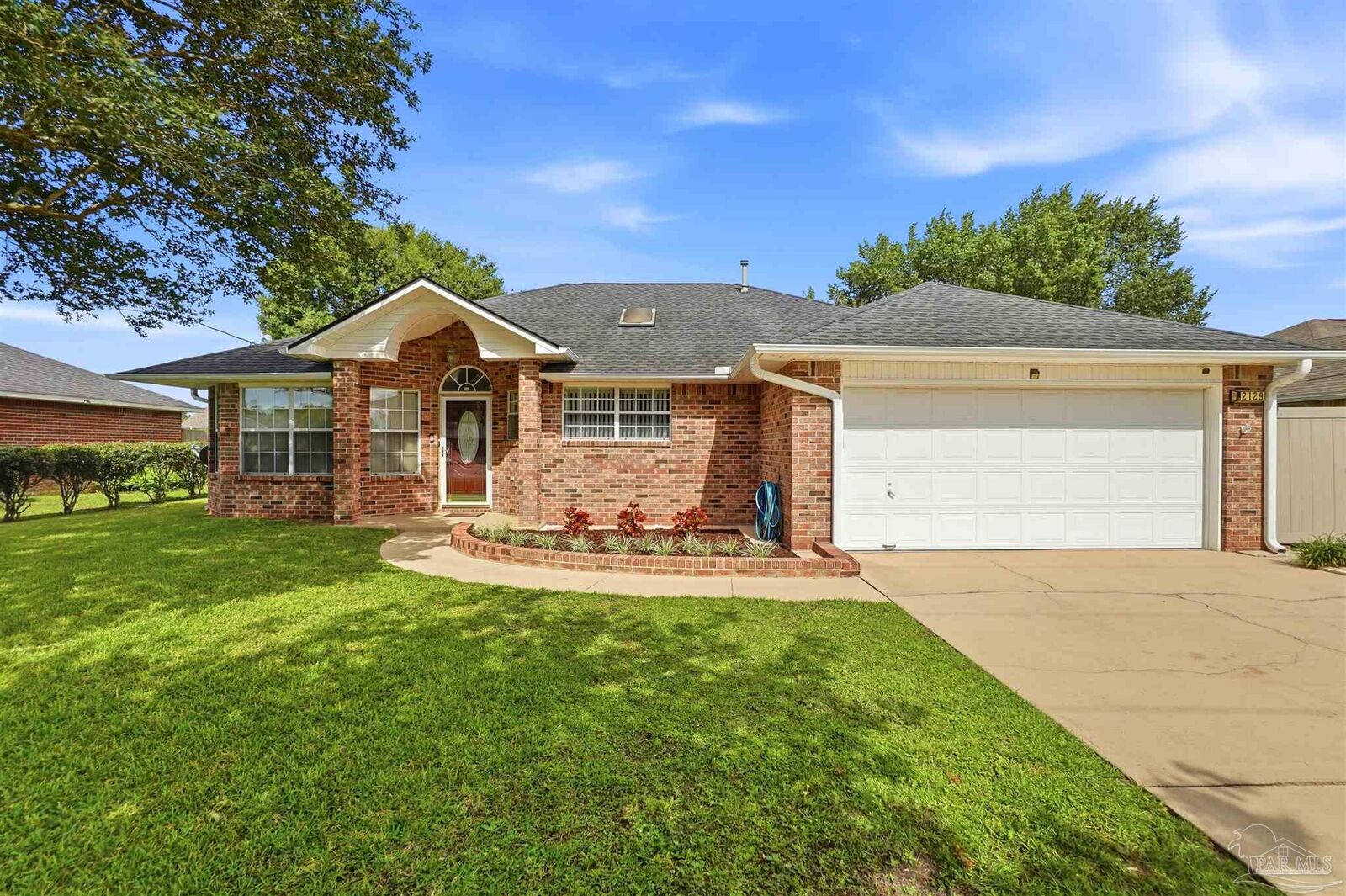 Property Photo: 2129 Coral Creek Dr FL 32506