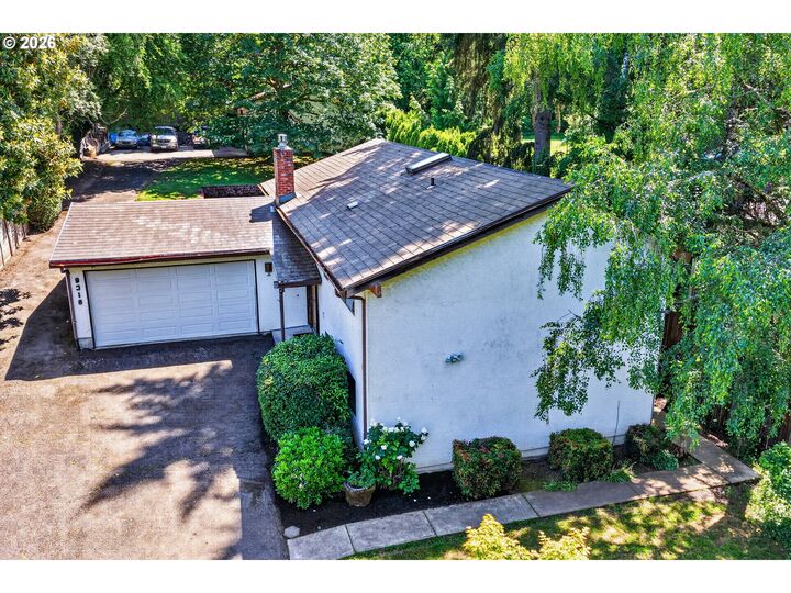 Property Photo:  9316 SW 8th Dr  OR 97219 