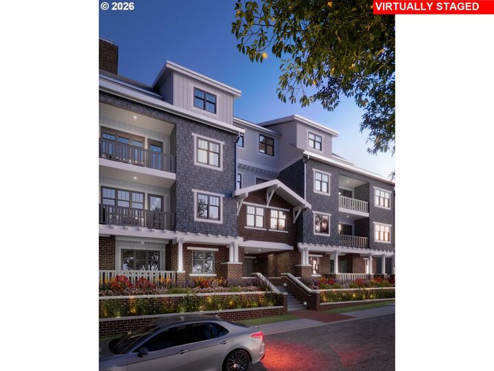 Property Photo:  530 4th St 2  OR 97034 