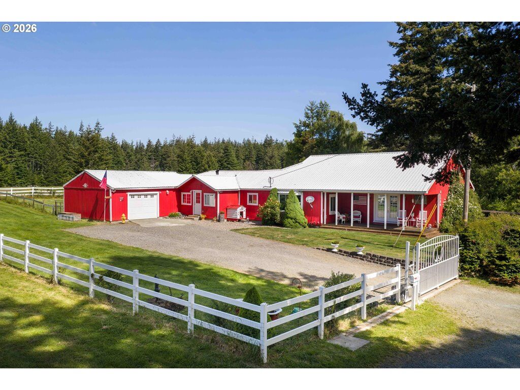 Property Photo:  51520 Pioneer Rd  OR 97411 