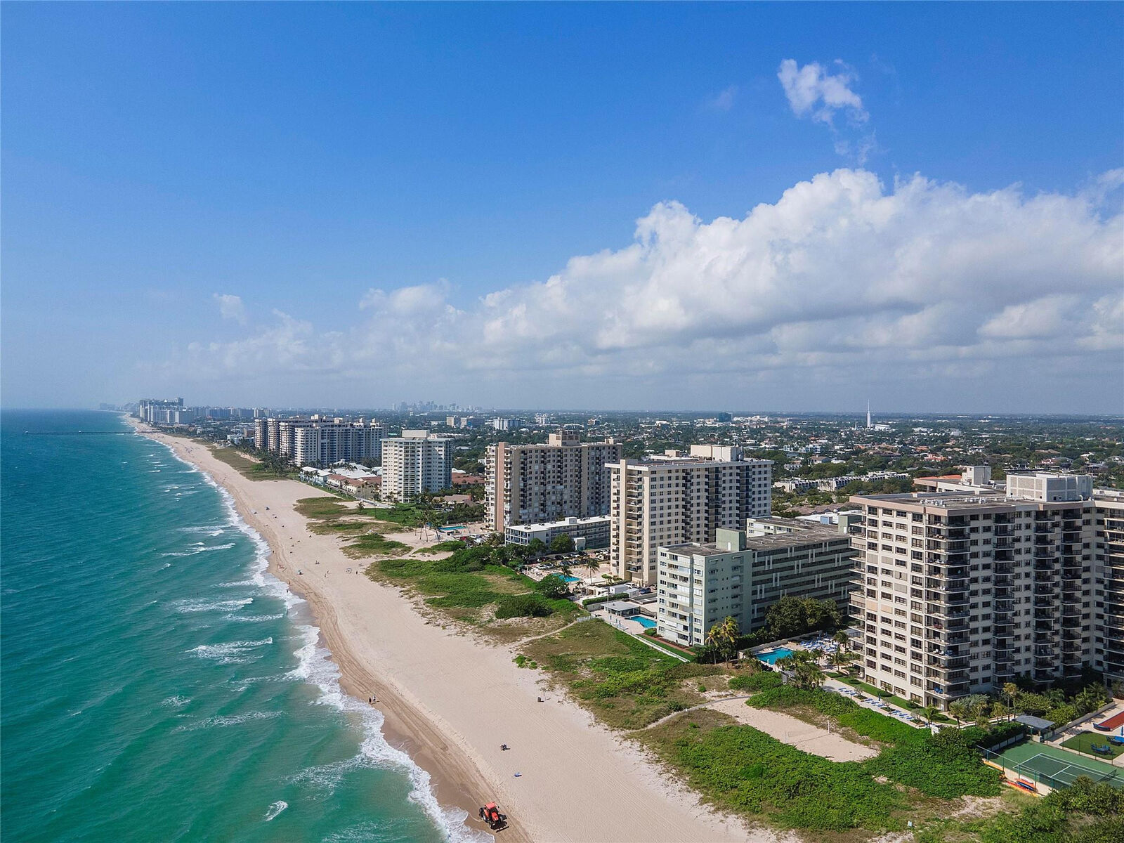 Property Photo: 1900 S Ocean Boulevard 8L FL 33062