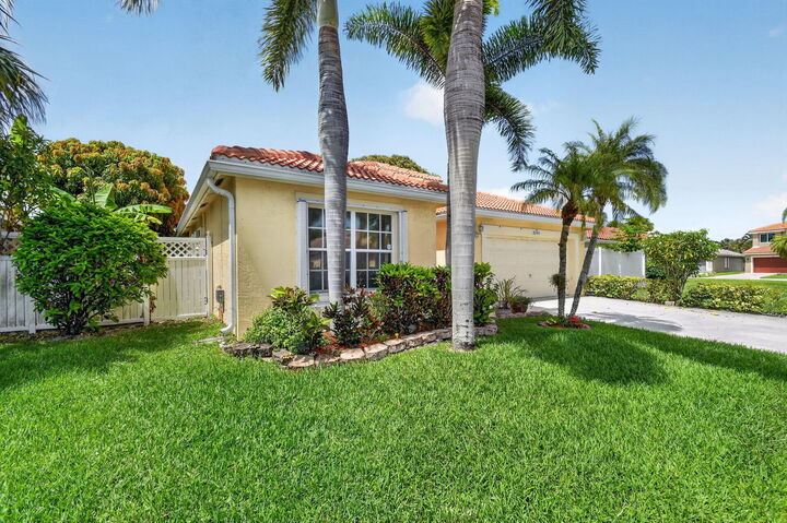 Property Photo:  8240 White Rock Circle  FL 33436 