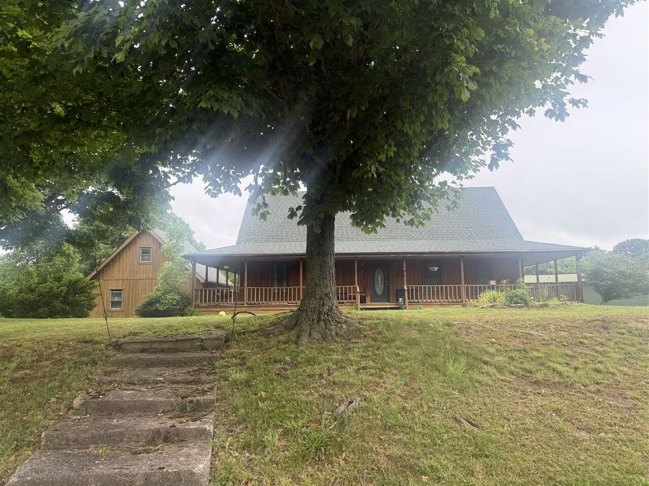 Property Photo:  150 Mefford Lane  KY 42324 