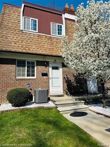 Property Photo:  37021 E Aragona Drive  MI 48036 