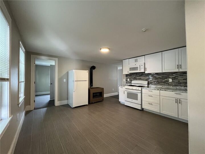 Property Photo:  217 State Street 2R  RI 02809 