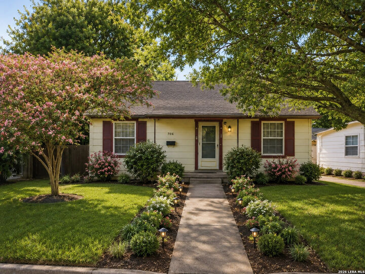 Property Photo:  706 W Lullwood  TX 78212 