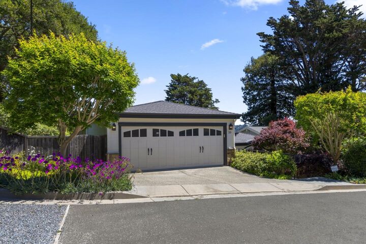 Property Photo:  20 Gordon Street  CA 94965 