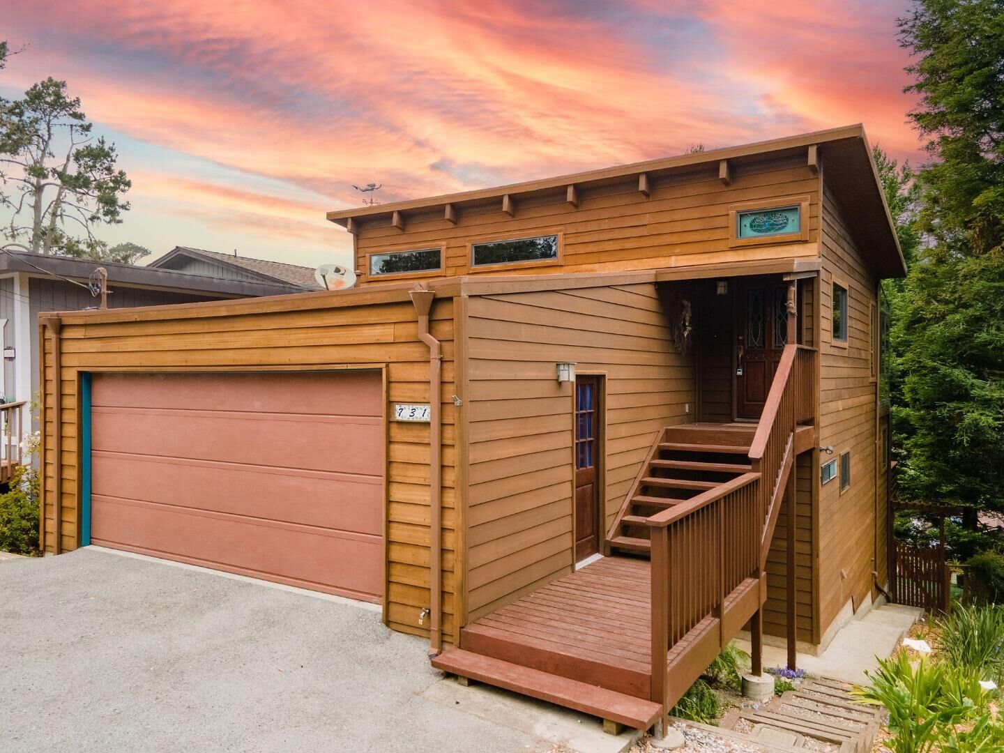 Property Photo:  731 Lancaster Boulevard  CA 94038 