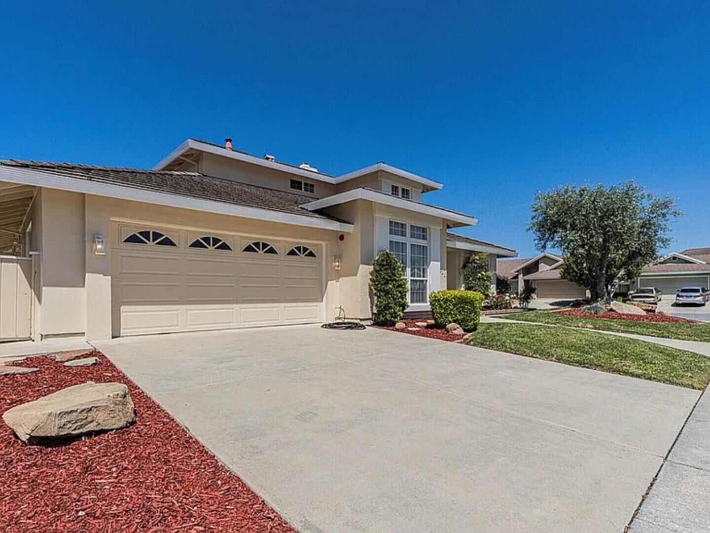 Property Photo:  1520 Cambridge Court  CA 93906 