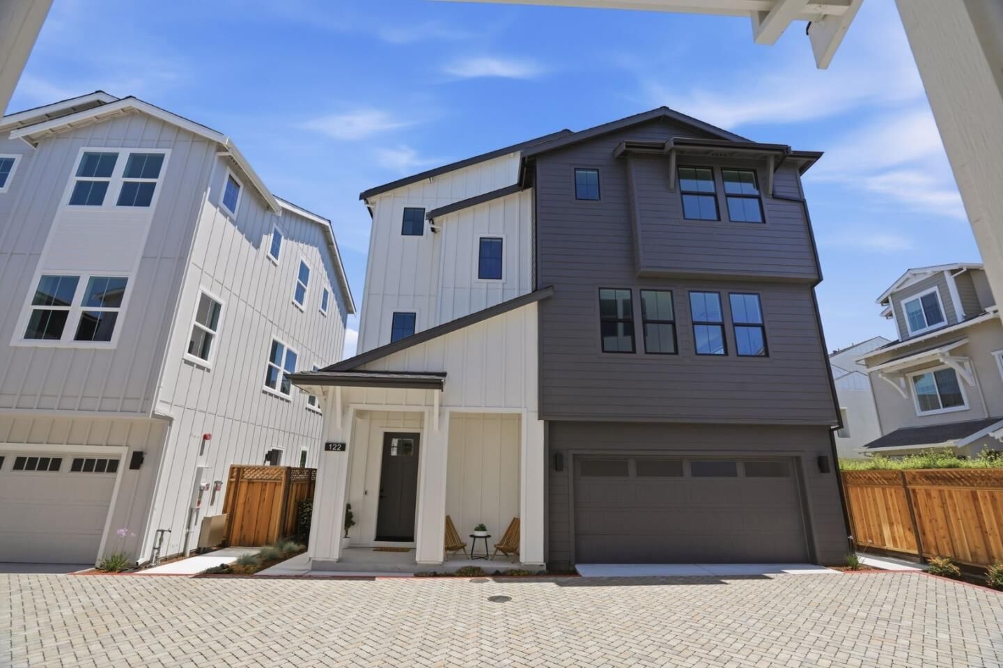 Property Photo: 122 Sunnyside Court CA 95008
