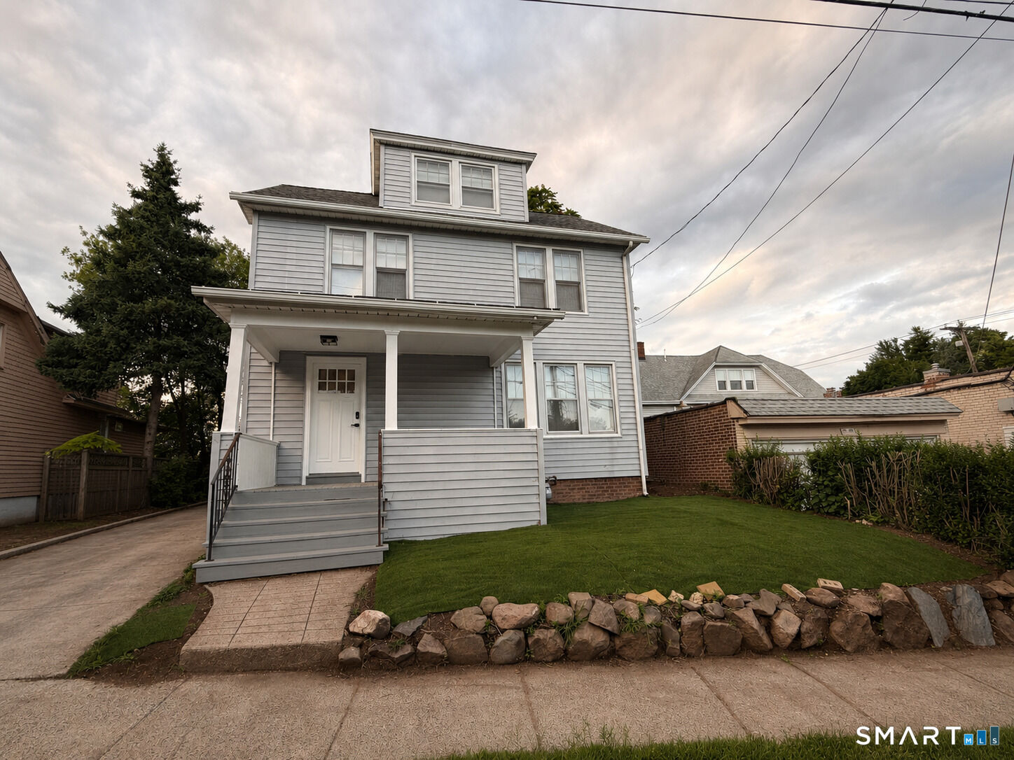 Property Photo:  15 Central Avenue  CT 06517 