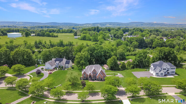Property Photo:  29 Copper Beech Drive  CT 06457 