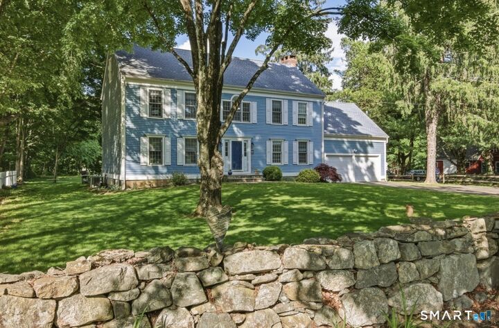 Property Photo:  941 Nut Plains Road  CT 06437 