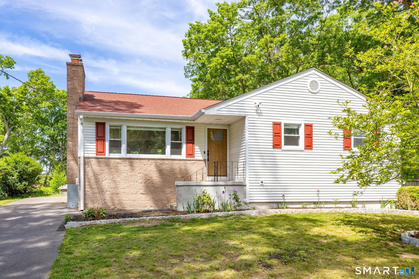 Property Photo:  1024 Willard Road  CT 06477 