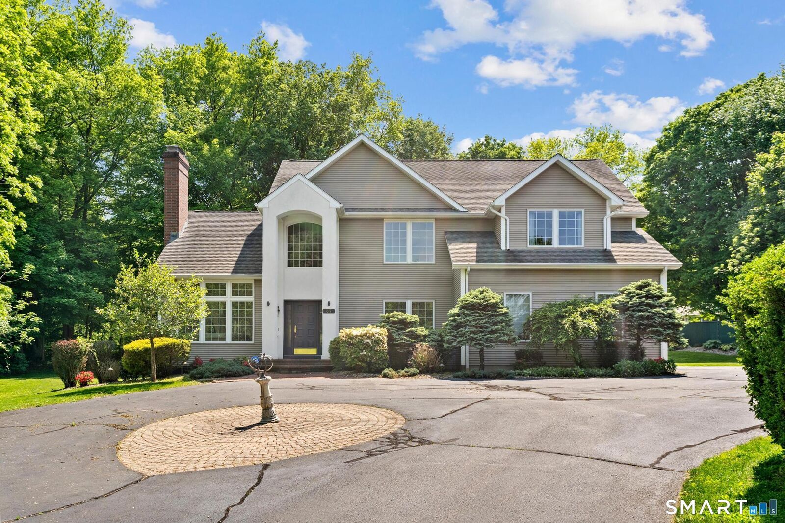 Property Photo: 37 Cranberry Lane CT 06457