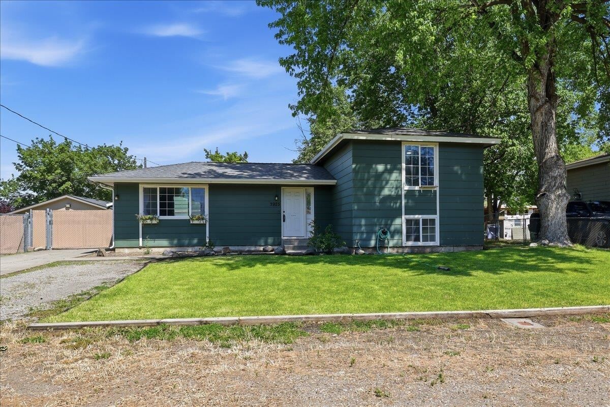 Property Photo:  7925 E Nora Ave  WA 99212 
