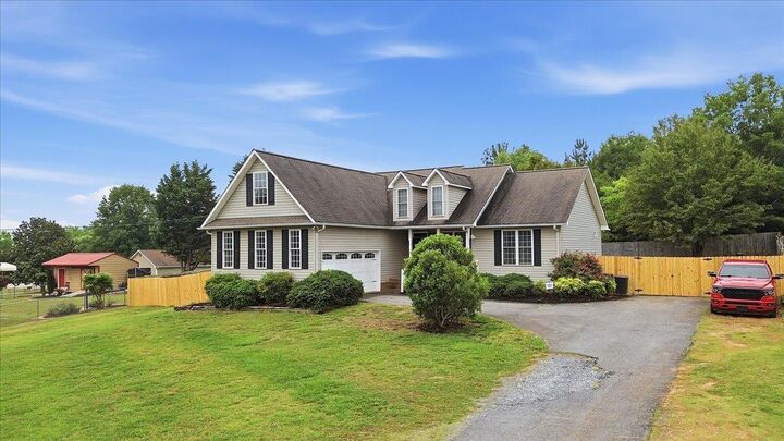 Property Photo: 6223 New Cut Road SC 29349