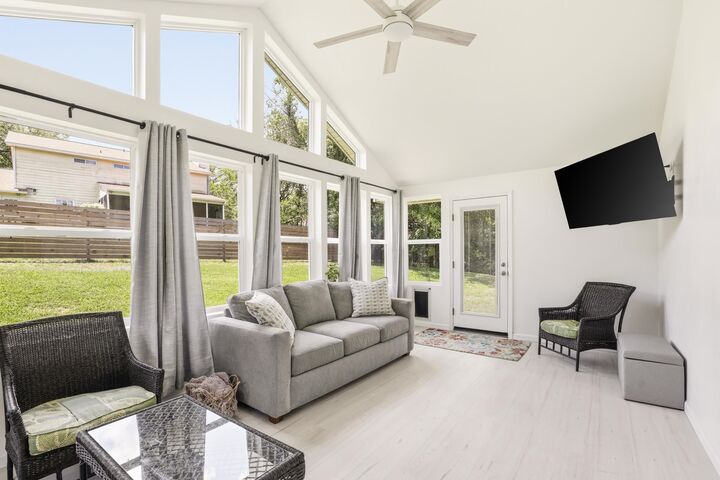 Property Photo: 2733 Newmarket Circle FL 32309