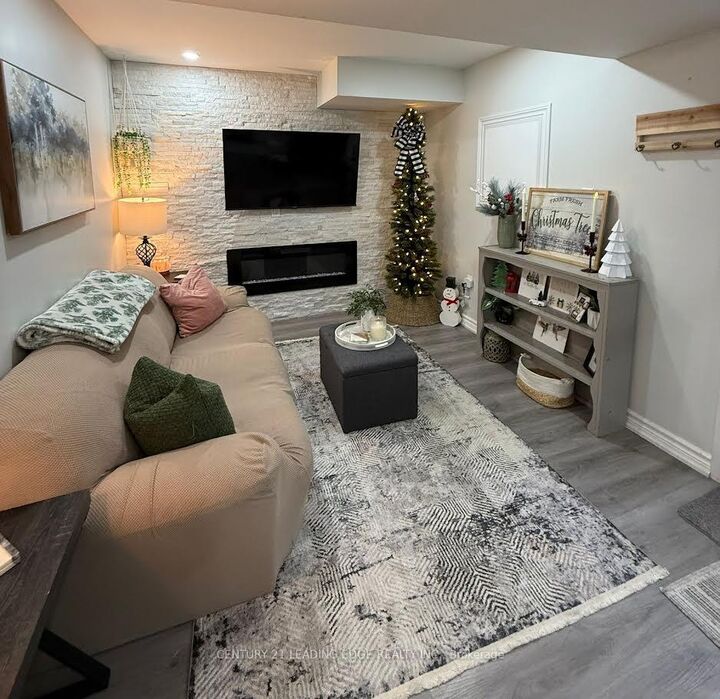 Property Photo: 32 Westfield Drive E ON L1P 1Y5