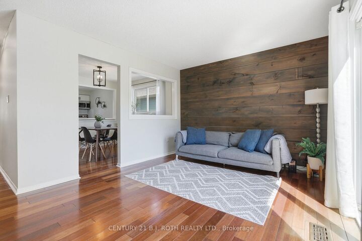 Property Photo:  109 Elizabeth Street  ON L4N 6P2 
