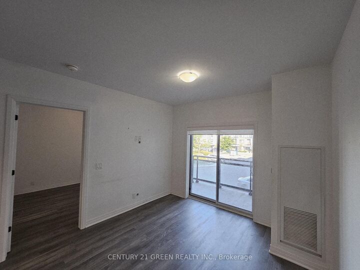 Photo de la propriété: 102 Grovewood Common Circle 242 ON L6H 0X2