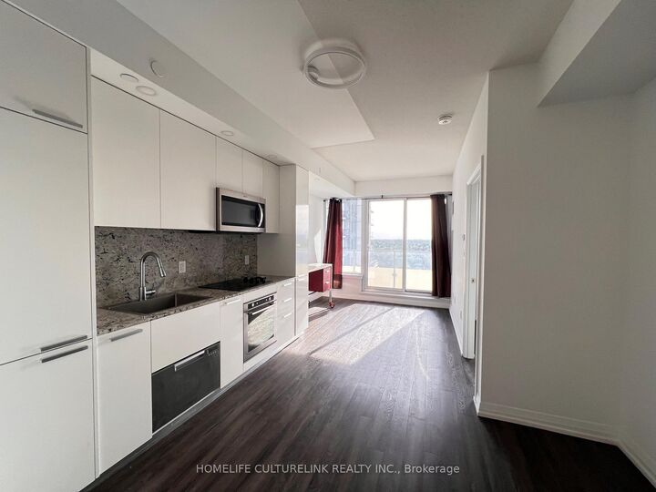 Property Photo:  75 Canterbury Place 1909  ON M2N 0L2 
