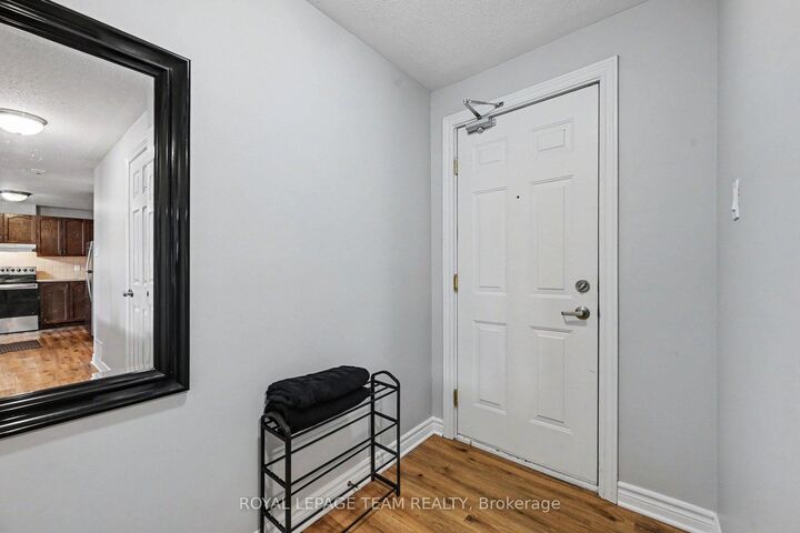 Property Photo: 304 Paseo Private 1 ON K2G 4N8