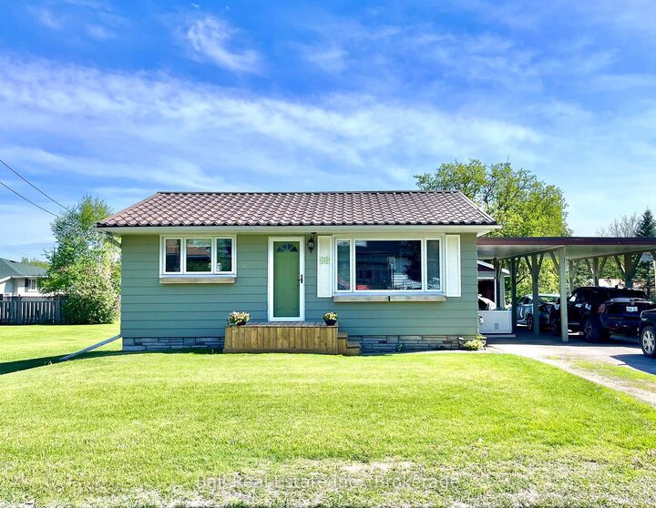 Property Photo: 98 George Street E ON K0L 1Z0