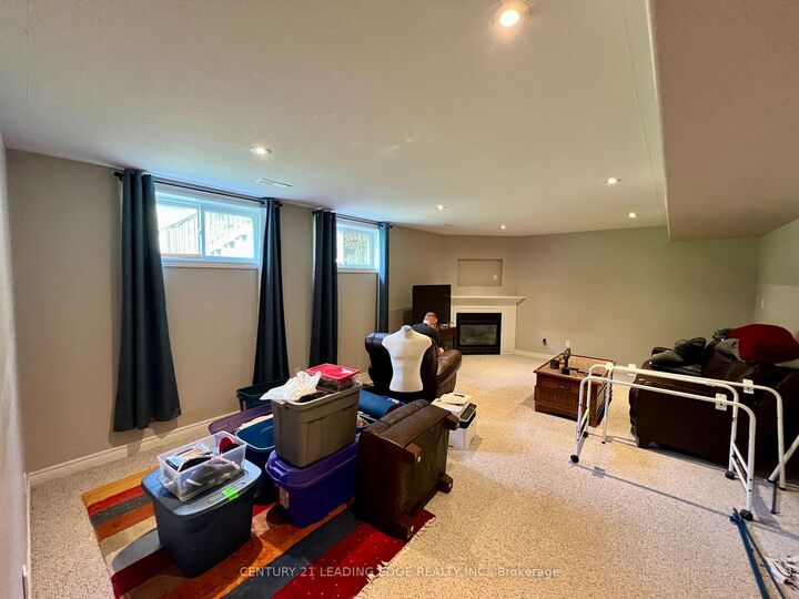Photo de la propriété:  301 Carnegie Avenue 134  ON K9L 0E9 