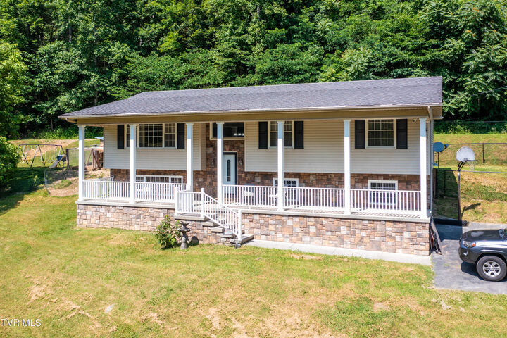Property Photo:  135 Riders Drive  VA 24251 