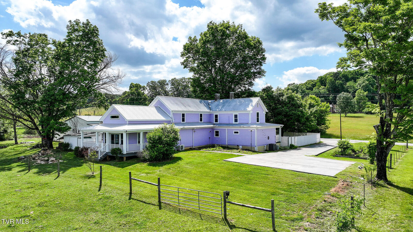 Property Photo:  2430 Brown Springs Road  TN 37743 